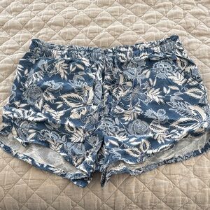 American Eagle Outfitters Blue Floral Shorts
